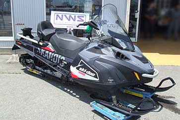 スノーモービル中古車販売 ノースウエスト特殊車両